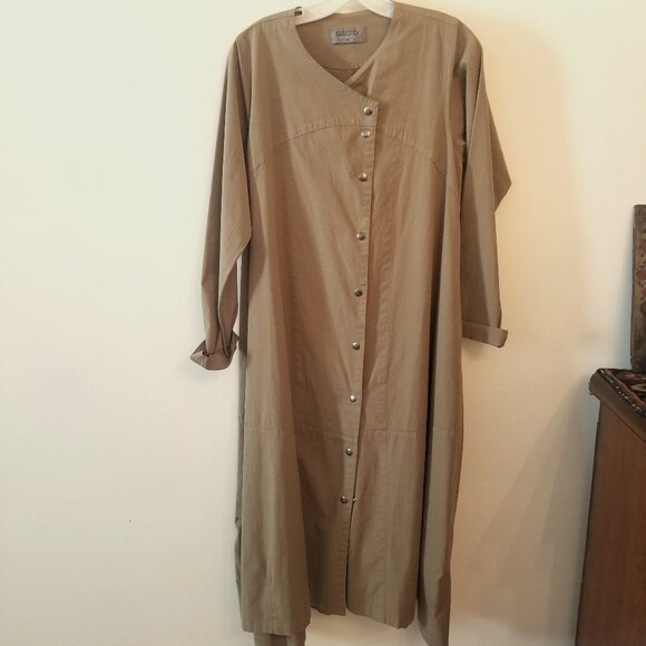 ELEVEN STITCH DESIGN DRESS / JACKET - Picture 1 of 7